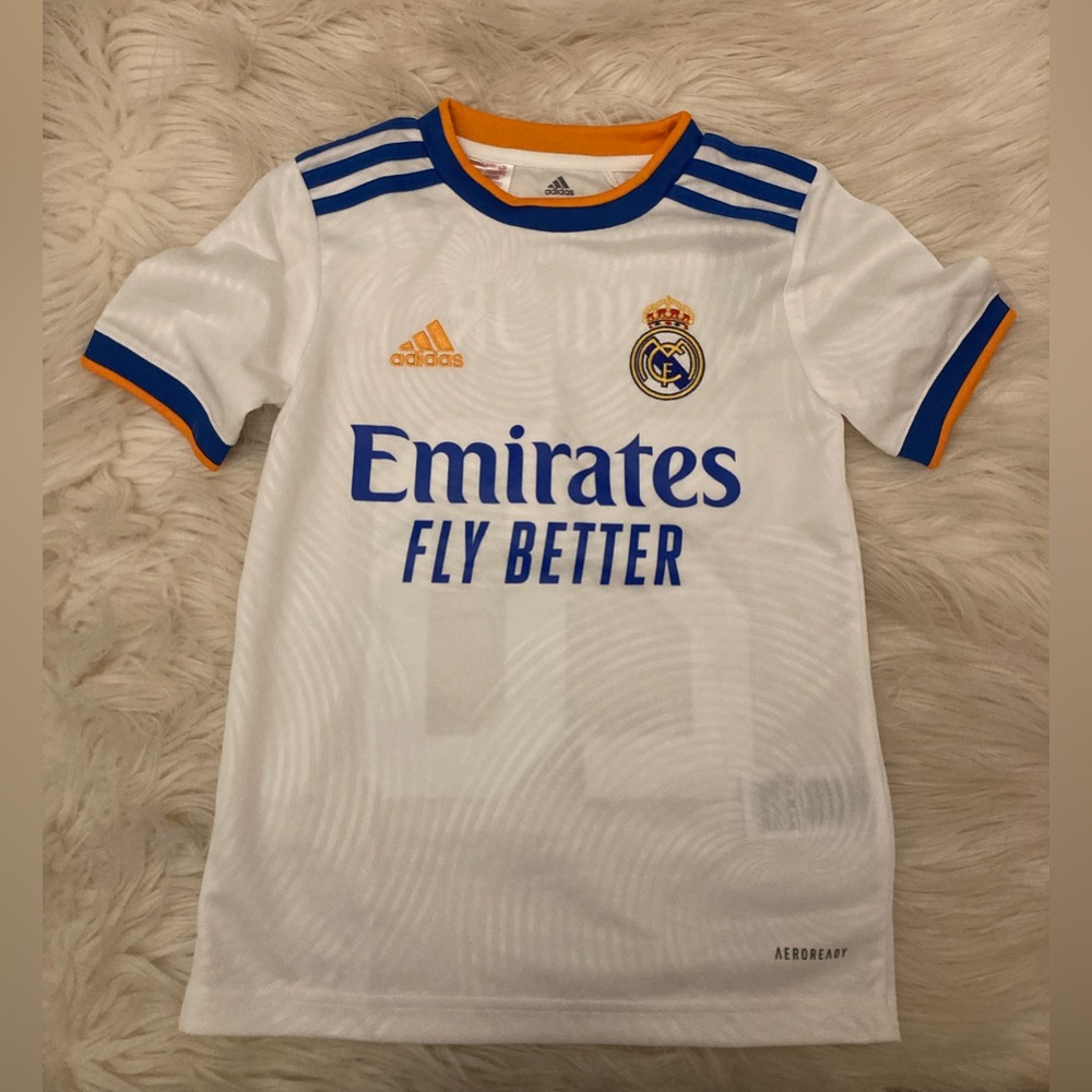 Vinicius “Vini” Junior authentic emirates jersey children’s xs 7-8 NWT
